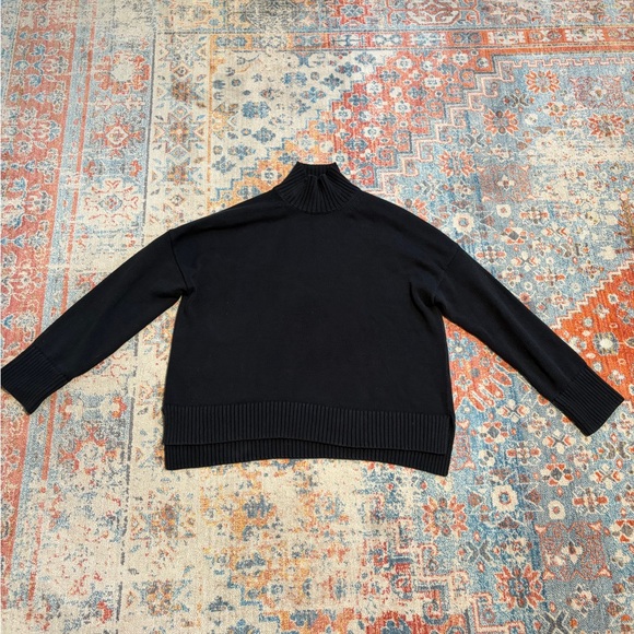 Everlane Sweaters - Everlane Black 100% cotton Mock Neck Sweater